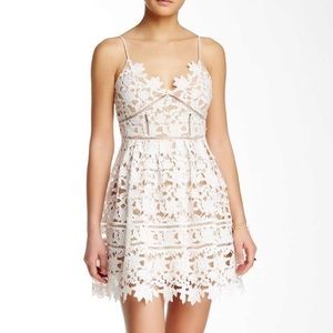 L’Atiste white dress